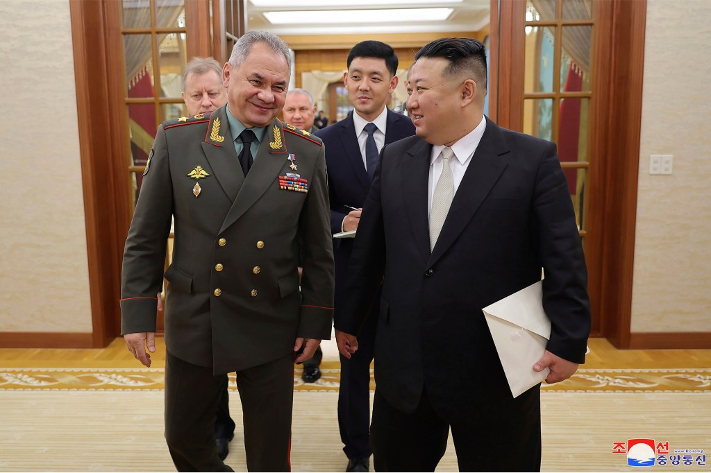 North Korean leader meets with Russian defense minister