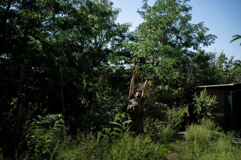 Russians press Ukraine in the northeast