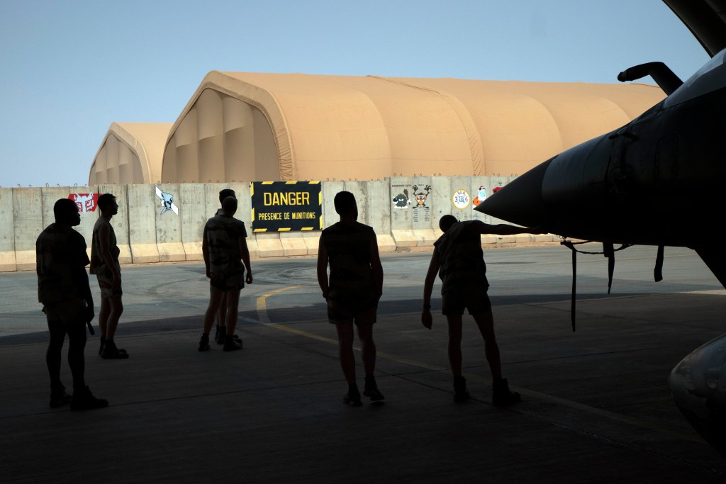France to withdraw counterterrorism troops from Niger after coup