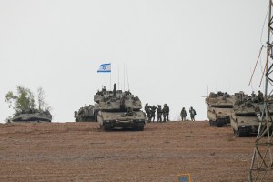 US begins delivering munitions to Israel as American death toll rises