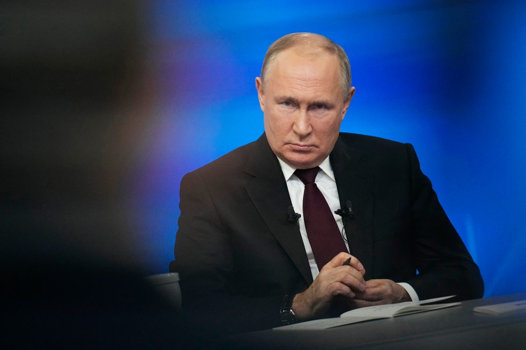 Russia says ex-Fox News host Tucker Carlson interviewed Vladimir Putin