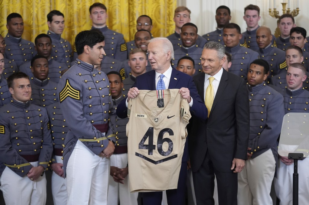 Academy athletes could jump to pro sports right away under House plan