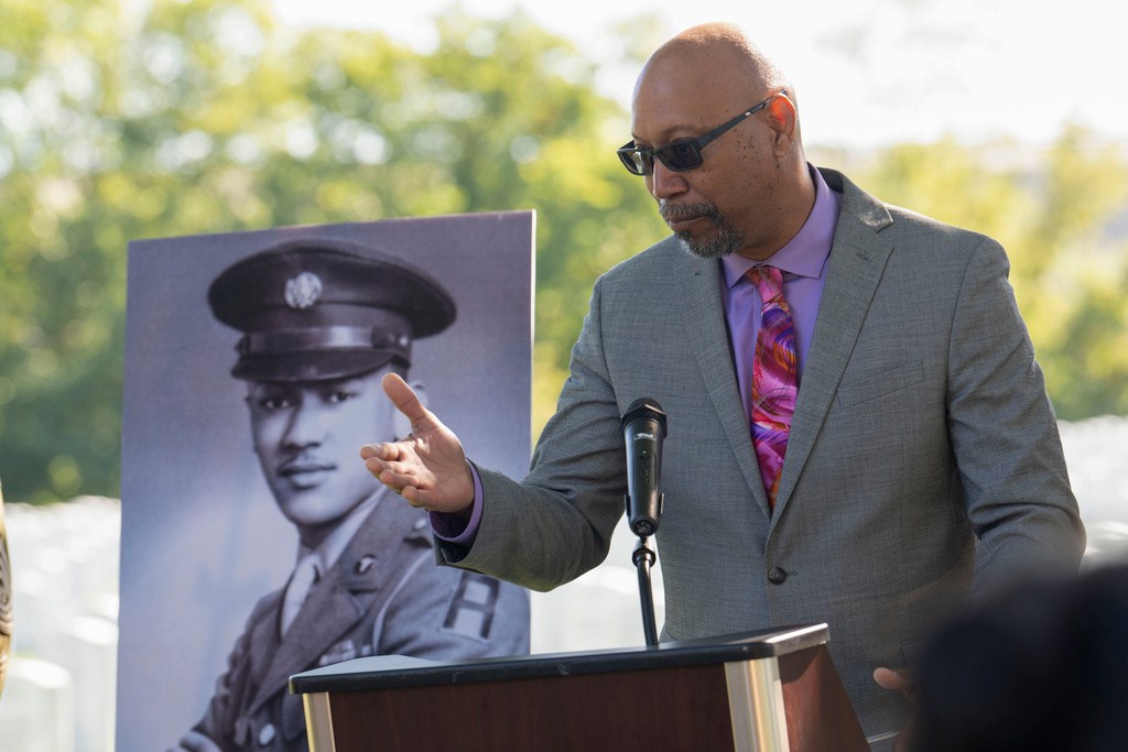Black medic who saved dozens on D-Day posthumously honored