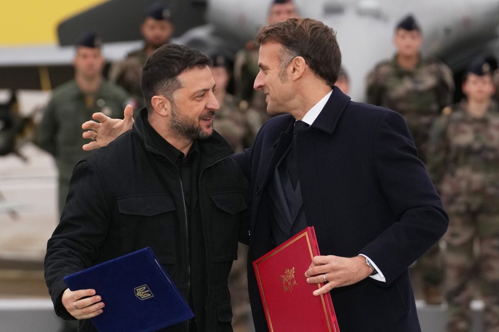 Ukraine signs letter of intent to buy up to 100 Rafales from France