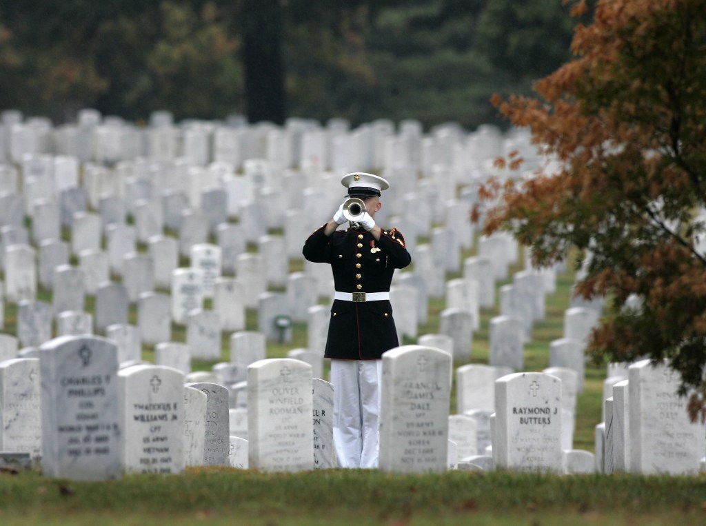 Arlington National Cemetery will stay closed to general public over Memorial Day weekend