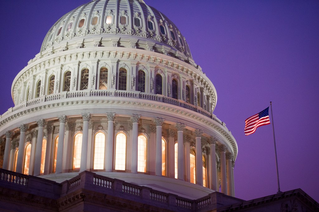 Find out what lawmakers want to do to the military in 2020 | Defense News Weekly, June 7, 2019