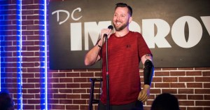 Kevin Hart is out. Could this triple amputee Army vet be the next Oscars host?