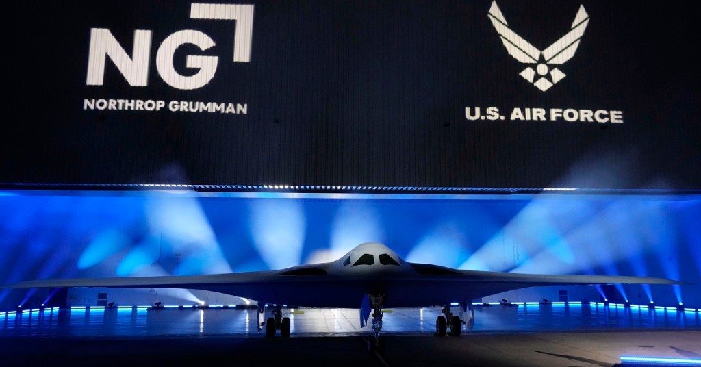 Fog machines, short lenses, no iPhones: Managing the B-21′s rollout