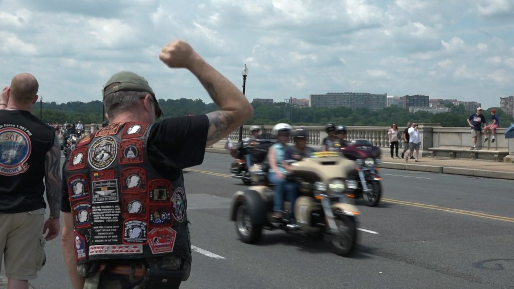 Veteran honors troops every year with special salute