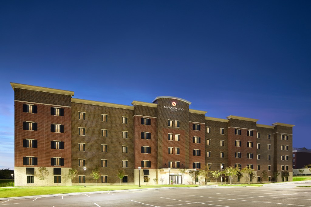 Recent commentary on Army lodging program asks the wrong question