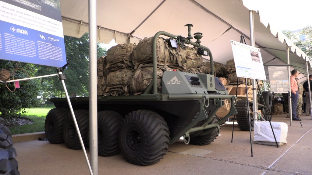 Robotic infantry vehicle shows up at the Pentagon