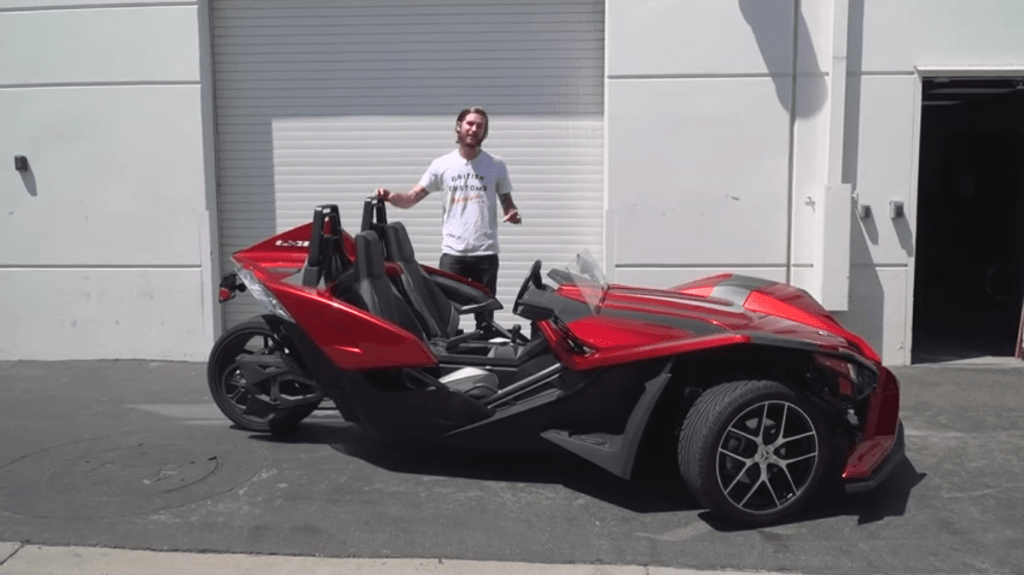 Videos: 2017 Polaris Slingshot pros and cons
