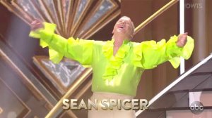 Sean Spicer dons ruffled shirt, shimmies his way onto ‘Dancing With the Stars’