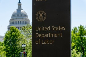 Iran ‘skirmish’ has no effect on strong US economy, White House advisor claims
