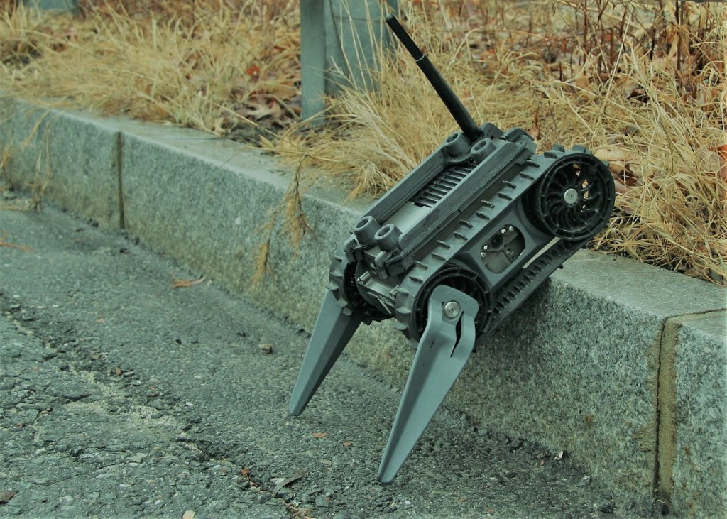 Marine Corps EOD techs will soon have this ‘throwable robot’ in their arsenal
