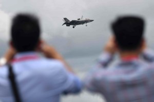 Singapore requests future F-35 training location also host its F-16 jets