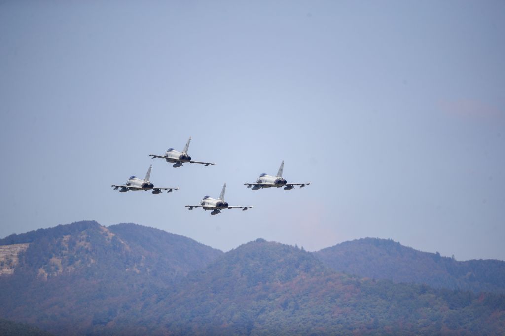 Italian Air Force to double pilot training intake with move to Mediterranean island