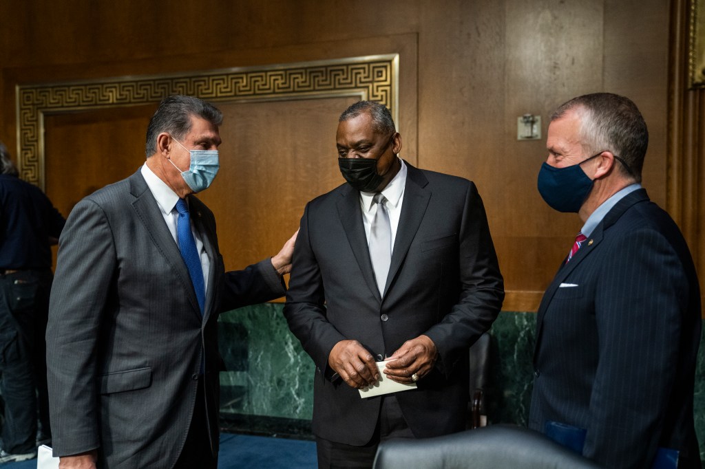 Odd couple: How a Republican senator and Biden’s defense secretary became friends downrange