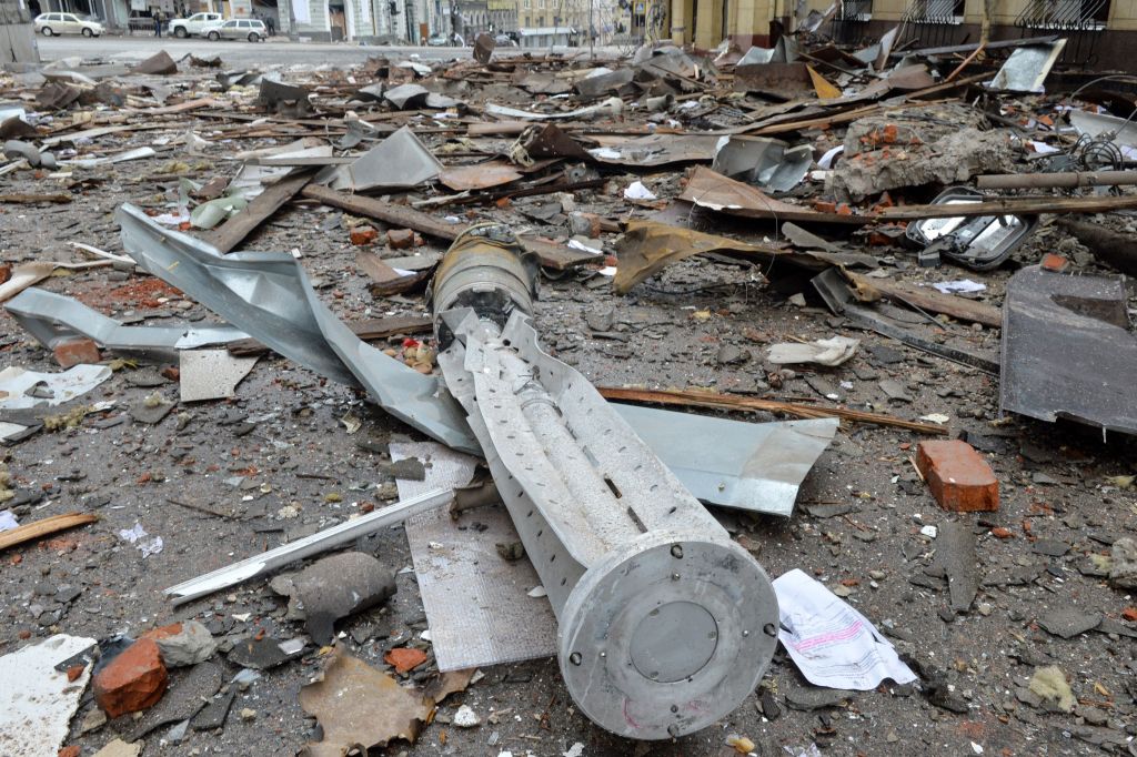 White House defends giving cluster bombs to Ukraine