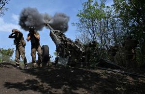 US artillery officials nudging European armies to link their big guns