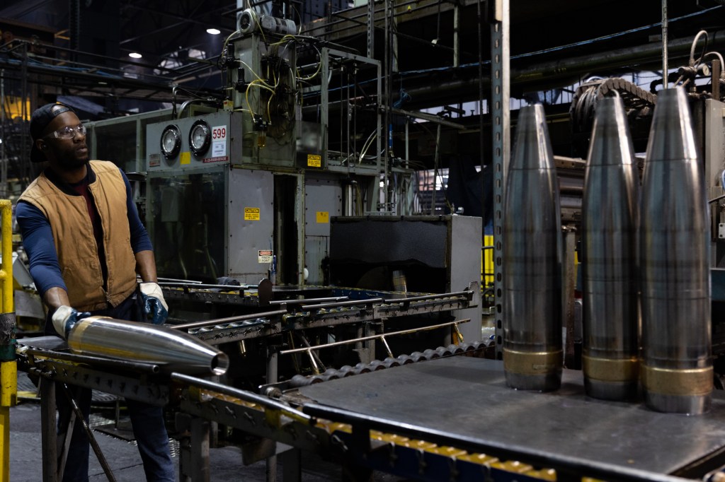 Army races to widen the bottlenecks of artillery shell production