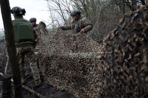 France orders 3,000 camouflage nets for cloaking foxhole radio signals