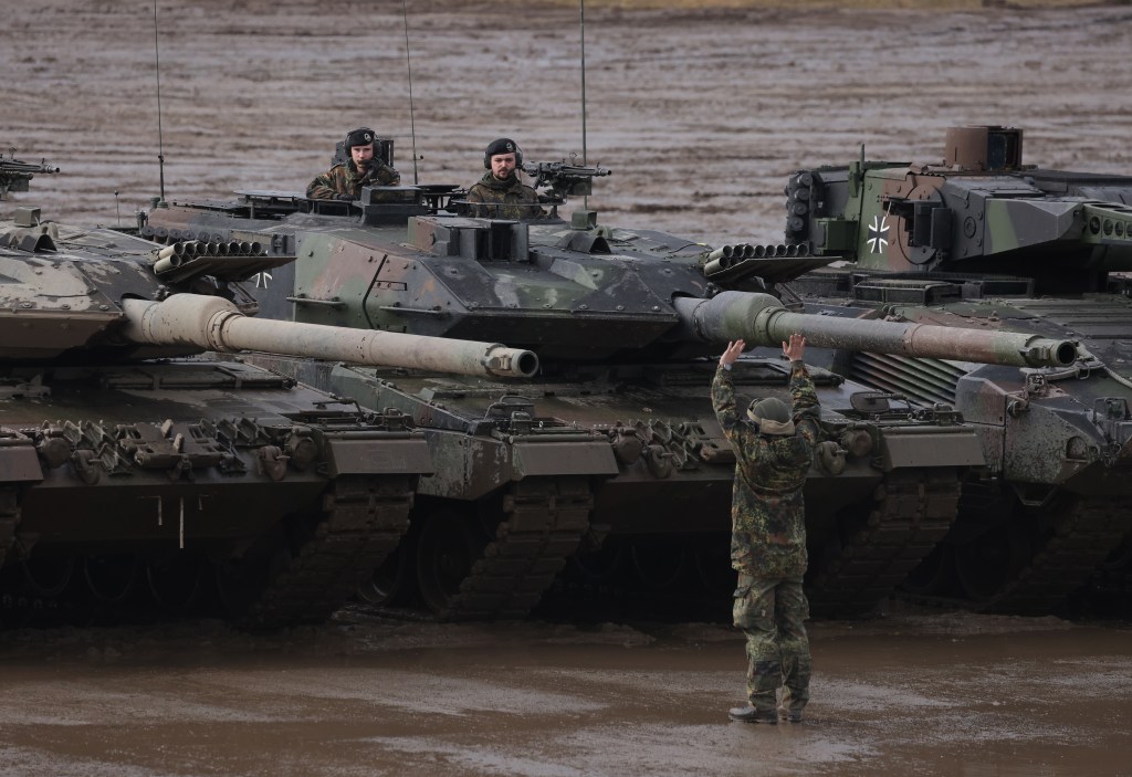 Czech army to get Leopard tanks under Berlin-Prague arms swap