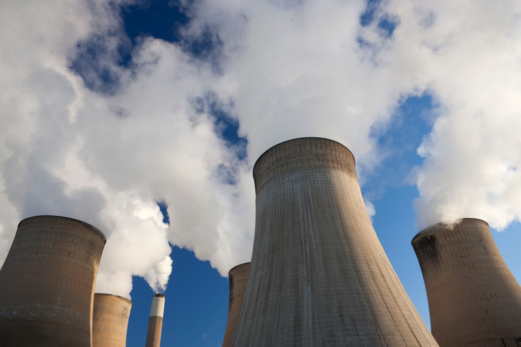 UK to adapt military to changing climate, but does it have the funds and backing of troops?