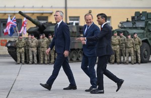 Polish leaders plan to talk things out on nuclear weapons
