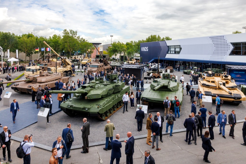 Paris defense show may be last chance to buy before war, CEO says