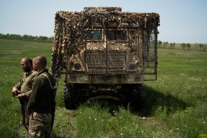 Vendors’ push to drone-proof vehicles with nets goes beyond Ukraine