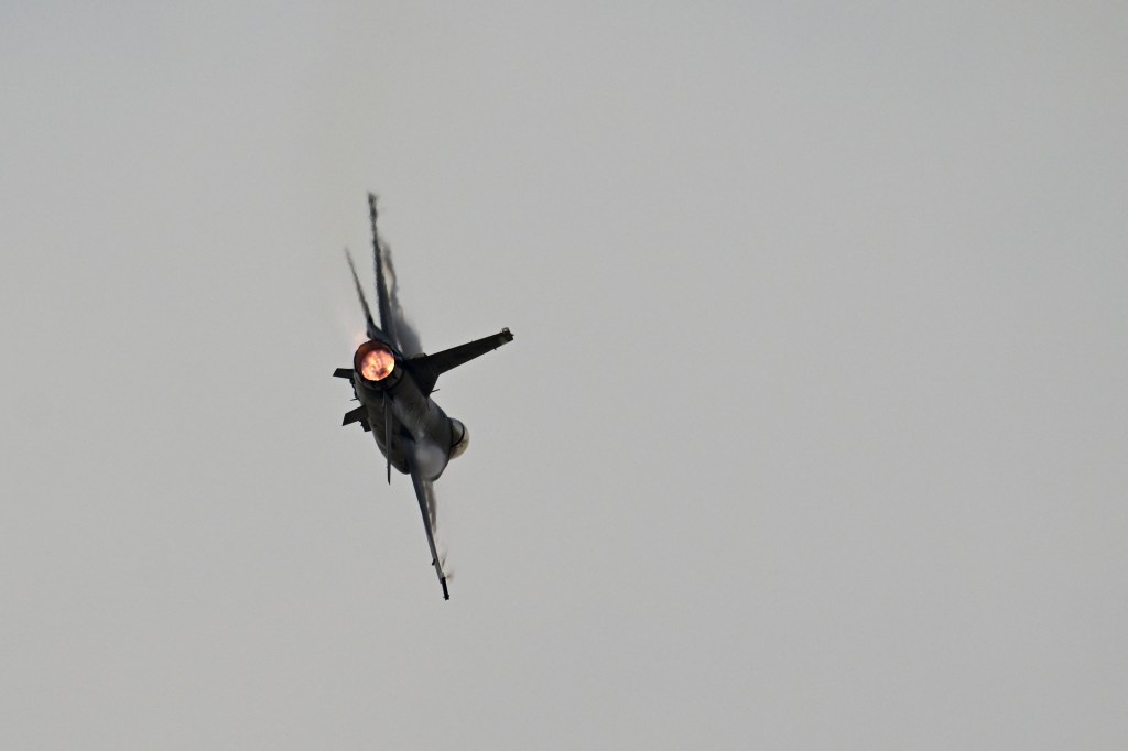 Slovakia in talks with US to buy four more F-16s