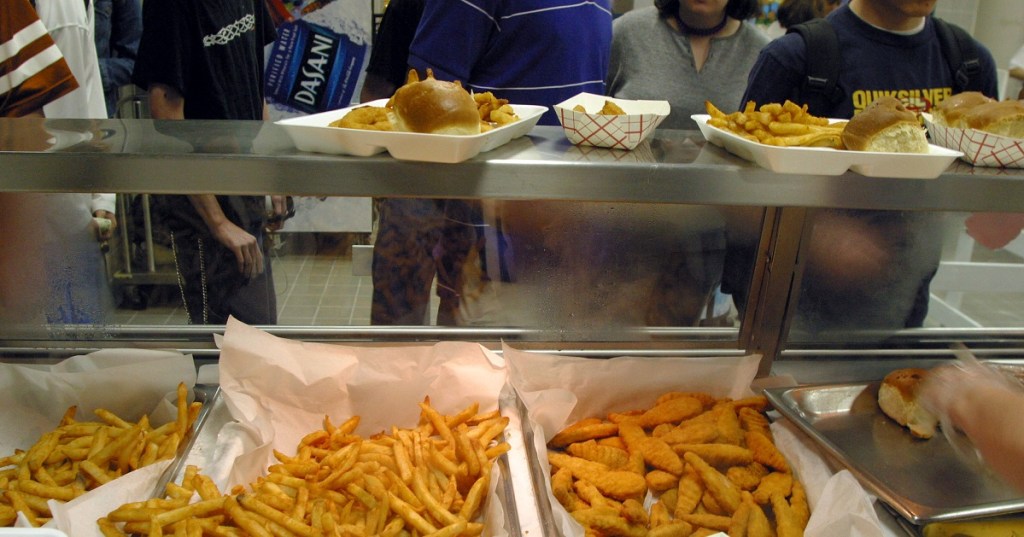 More doctor visits, more money: Obese soldiers may be too expensive to keep, Army study suggests