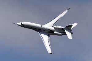 France hires two firms to soup up jets with an electronic warfare capability
