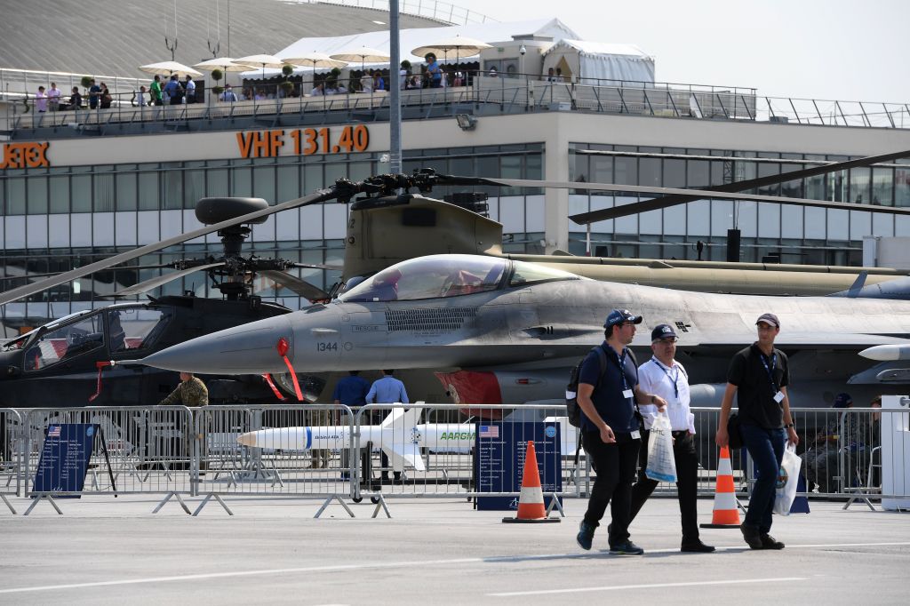 Lord hopes to loosen weapon export restrictions in next six months