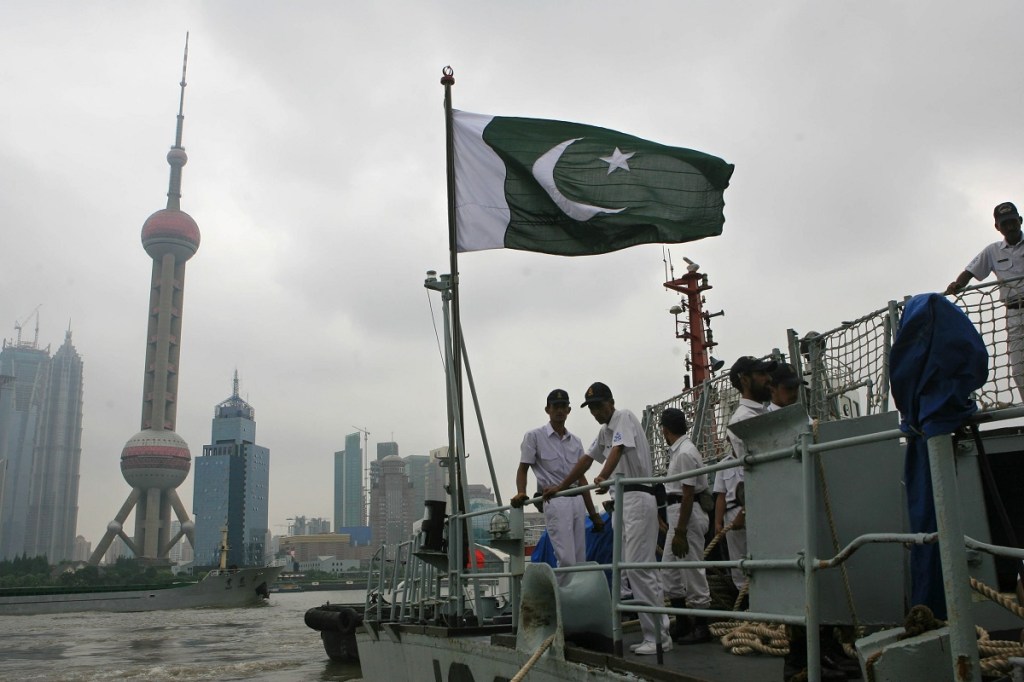Pakistan inks naval shipbuilding, technology transfer deal with Turkey