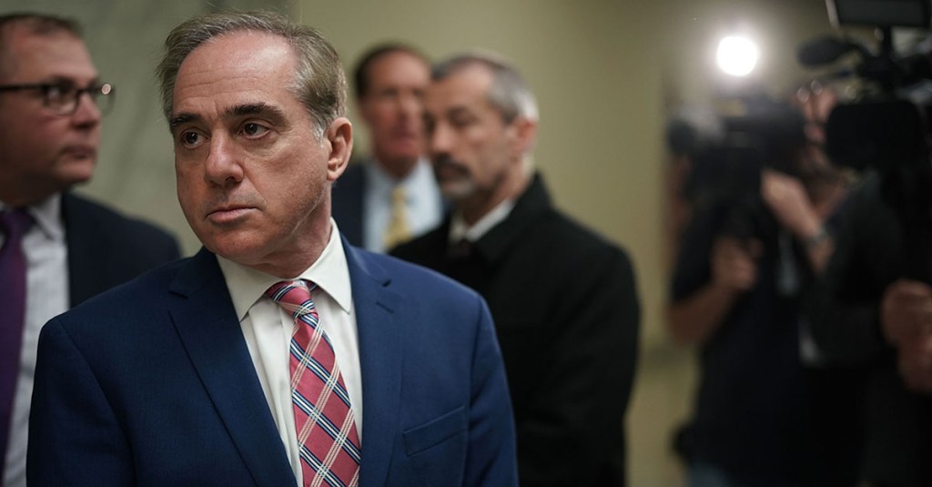 Veterans chief Shulkin says he has no intention of quitting