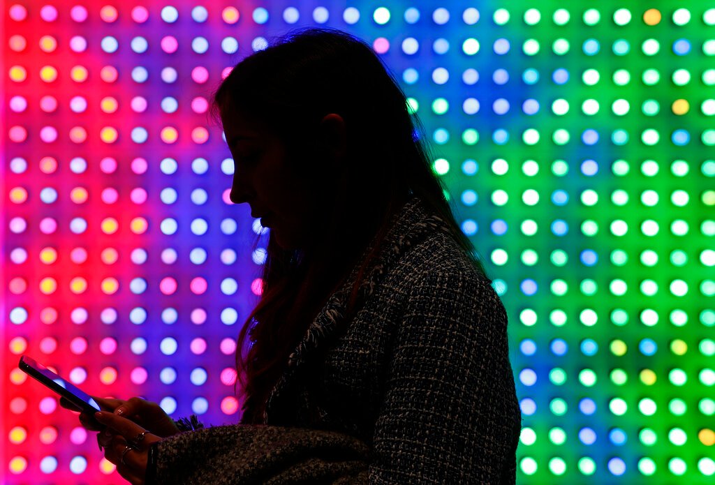 US suffers setbacks in effort to ban Chinese tech company