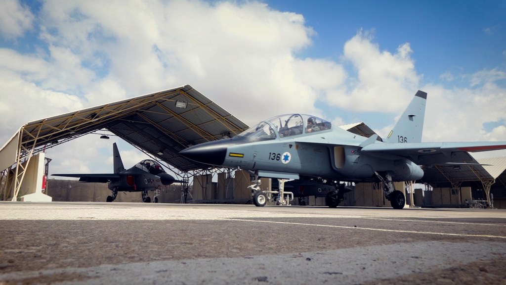 Israel, Greece sign $1.7 billion deal for Air Force training