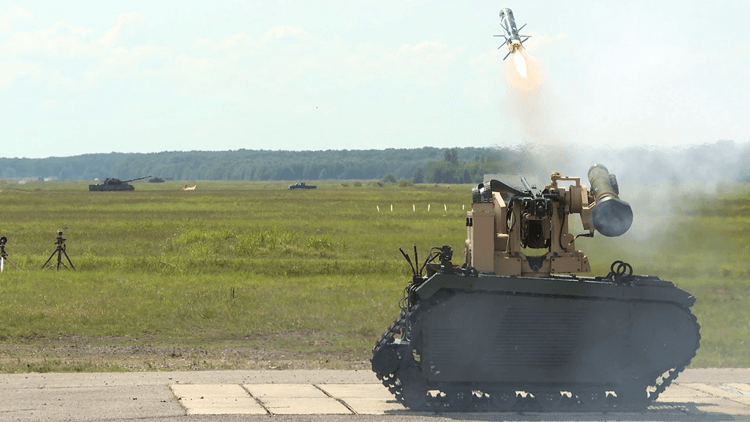 Estonian robot fires Javelin missile using Norwegian remote launcher