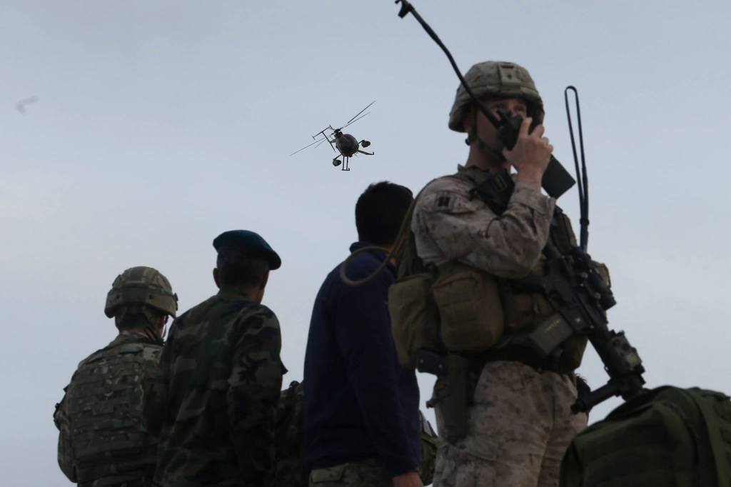 Marines train Afghans in air support