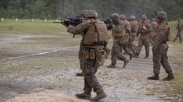 Marines ask industry for lighter body armor plates