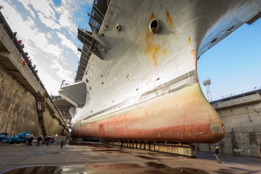Watchdog: 75 percent of sub and aircraft carrier maintenance ended late in recent years