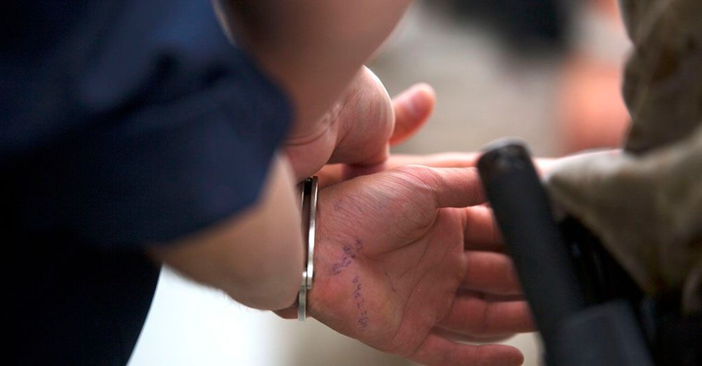 Sailor allegedly slashed Okinawa man’s neck after vandalizing car