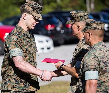 Marine Raider receives Bronze Star with ‘V’ device for ‘fearless actions’ in Iraq
