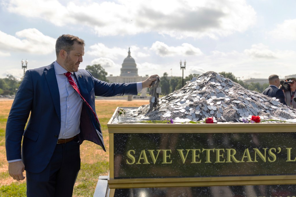 Veterans push for psychedelic therapy, but MDMA application struggles