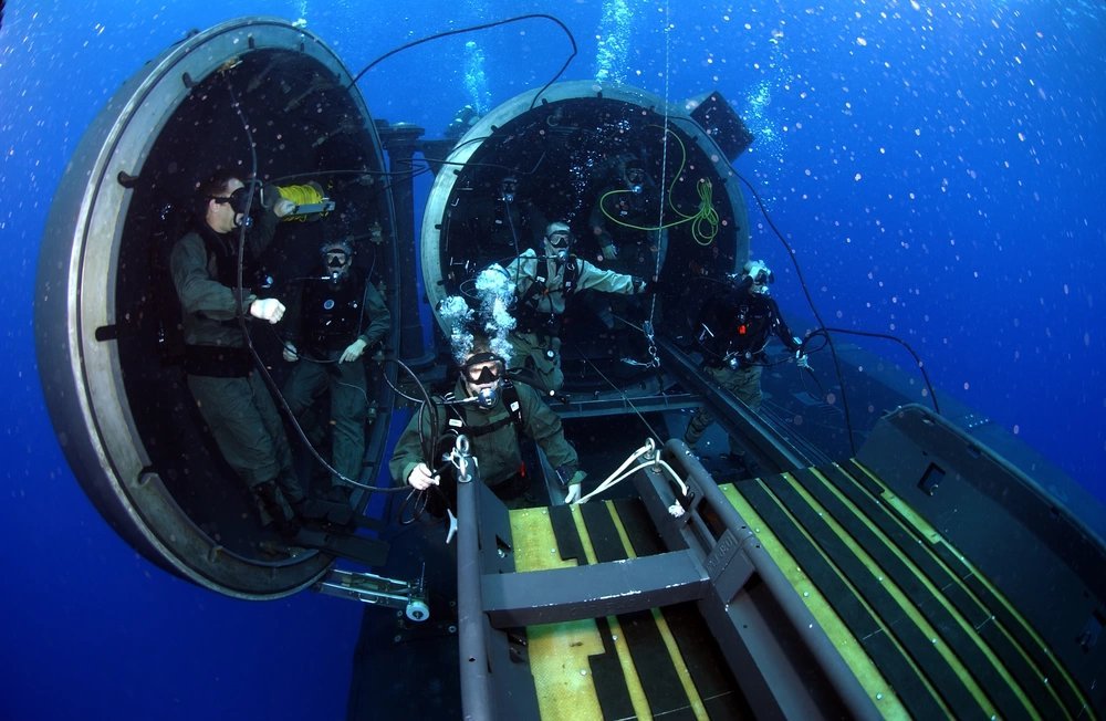Secret SEAL sub suffers secret mishap