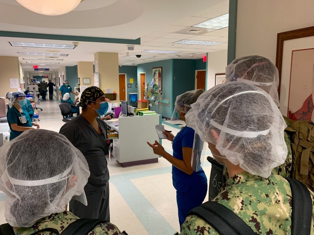 Dozens of sailors arrive in Texas to support COVID-19 response