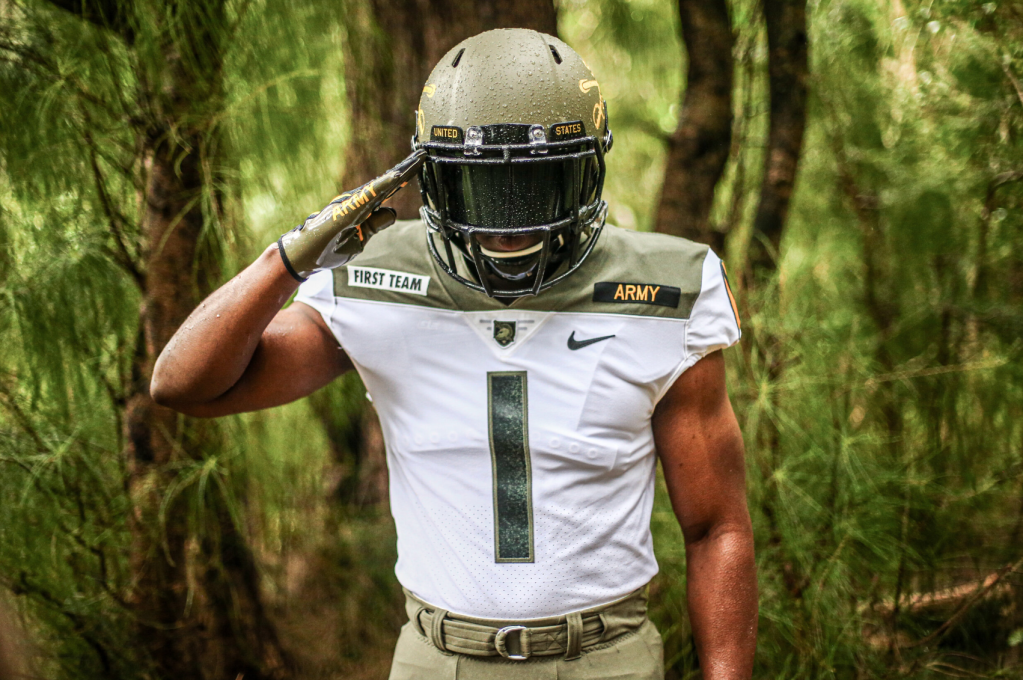 Army to honor 1st Cavalry Division with new unis against rival Navy