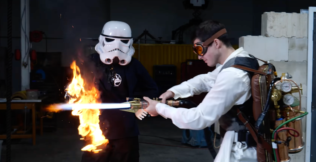 Dear military, please invest in this dude’s lightsaber